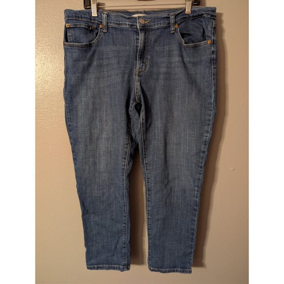 Levi's Women's Boyfriend Jeans Size 33 Mid-Rise Stretch Cropped - Picture 2 of 7